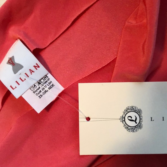 Plus Size Faux Wrap Dress - Picture 4 of 4